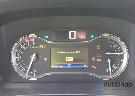 2018 Honda Pilot Touring z USA, uszkodzony, nr VIN 5FNYF5H94JB003651